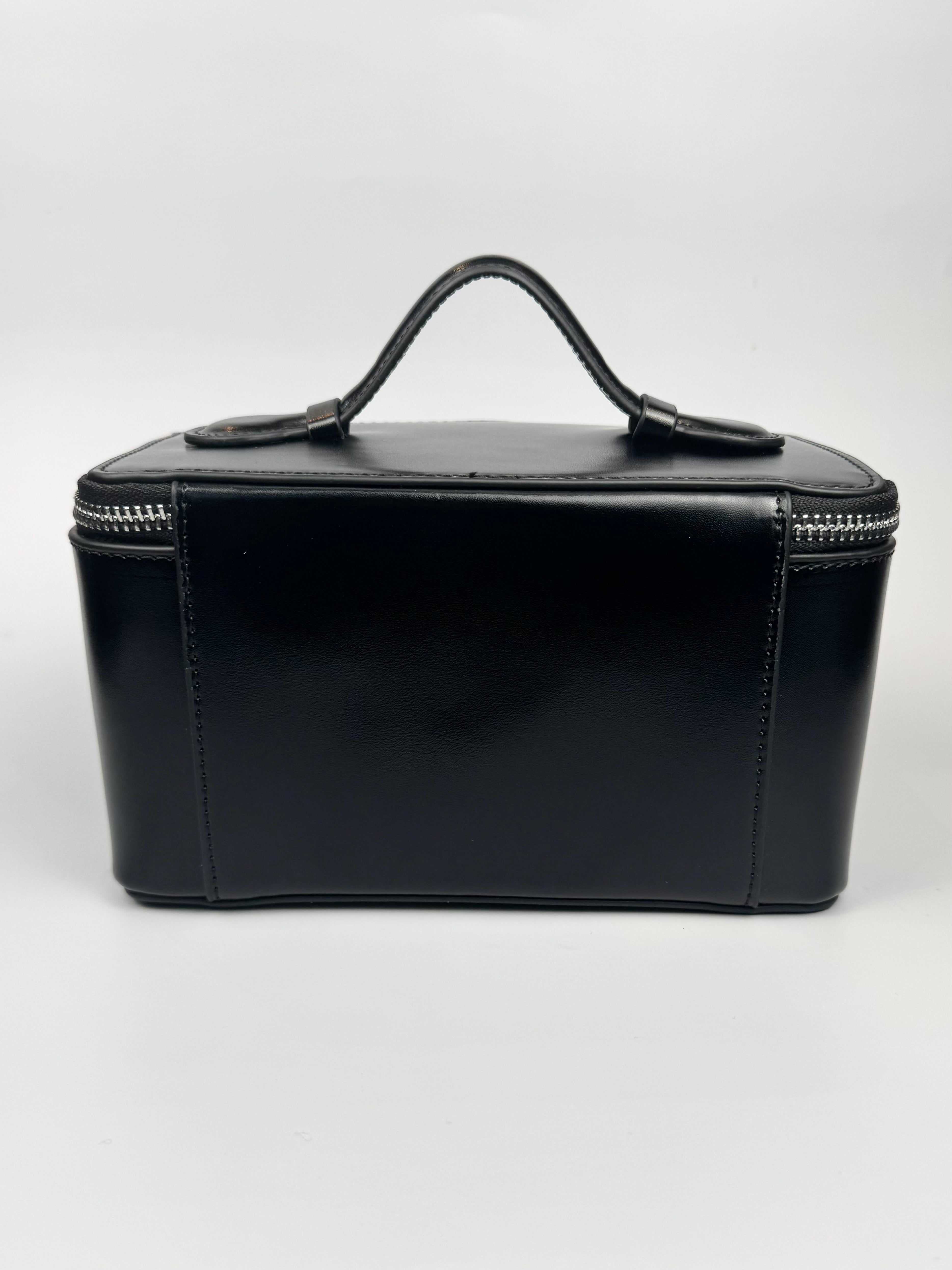 The Vanity Case